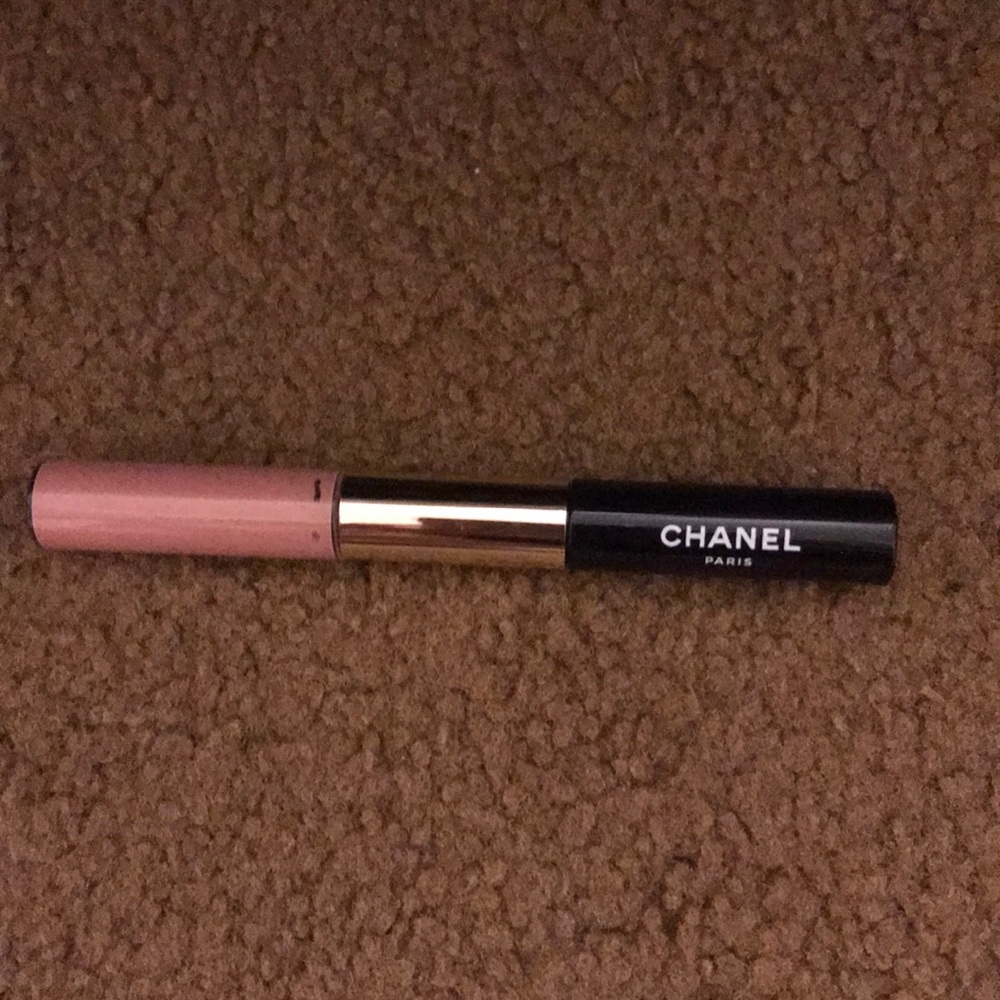 LE ROUGE DUO ULTRA TENUE “Ultra Wear Lip Color”